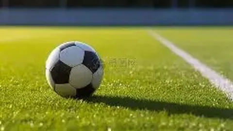 “足球盛宴！罗梅罗神钩一击，哈兰德百球里程碑，咪咕英超第14轮最佳进球对决等你来选！”